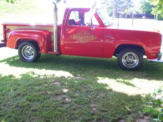 1978 Dodge Pickup Little Red Express 360 Engine.  Automatic photo