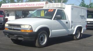 2003 Chevrolet S - 10 Refrigerated Truck Hot & Cold Side photo