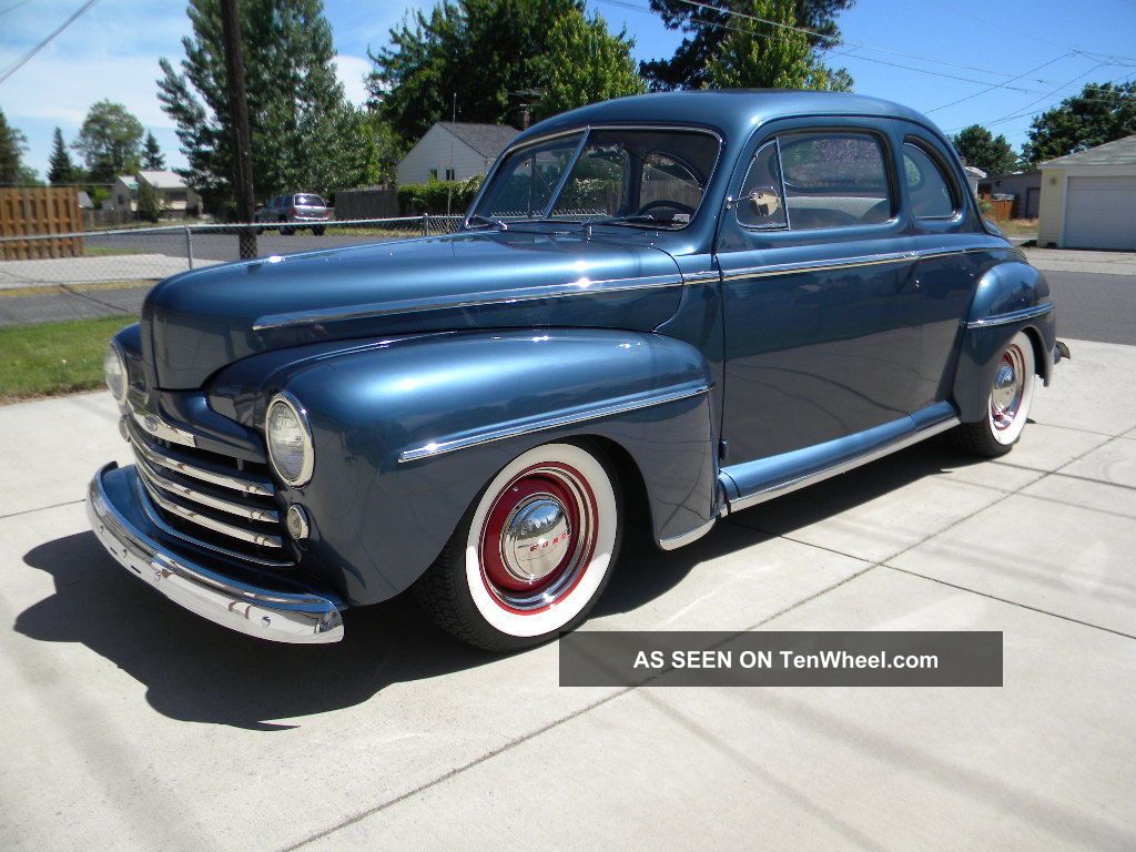 1948 Ford coupe hot rod