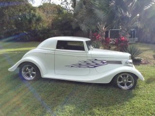 1934 Ford Coupe photo