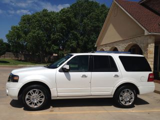 2011 Ford Expedition Limited Loaded & Under photo