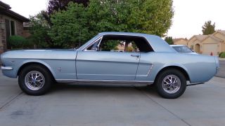 1965 Ford Mustang Coupe 289 V8 photo