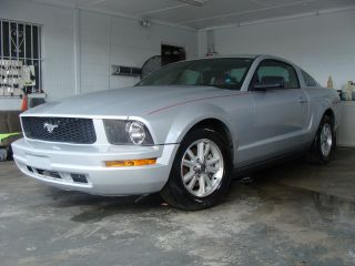 2006 Ford Mustang Base Coupe 2 - Door 4.  0l photo