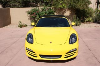 2014 Porsche Boxster Yellow With Black Rims photo