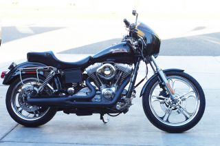 2001 Harley Davidson Dyna Glide photo