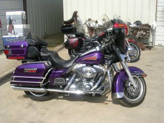 2007 Ultra Classic,  Concord Purple,  Six - Speed With 96 Cubic Inch Engine. photo