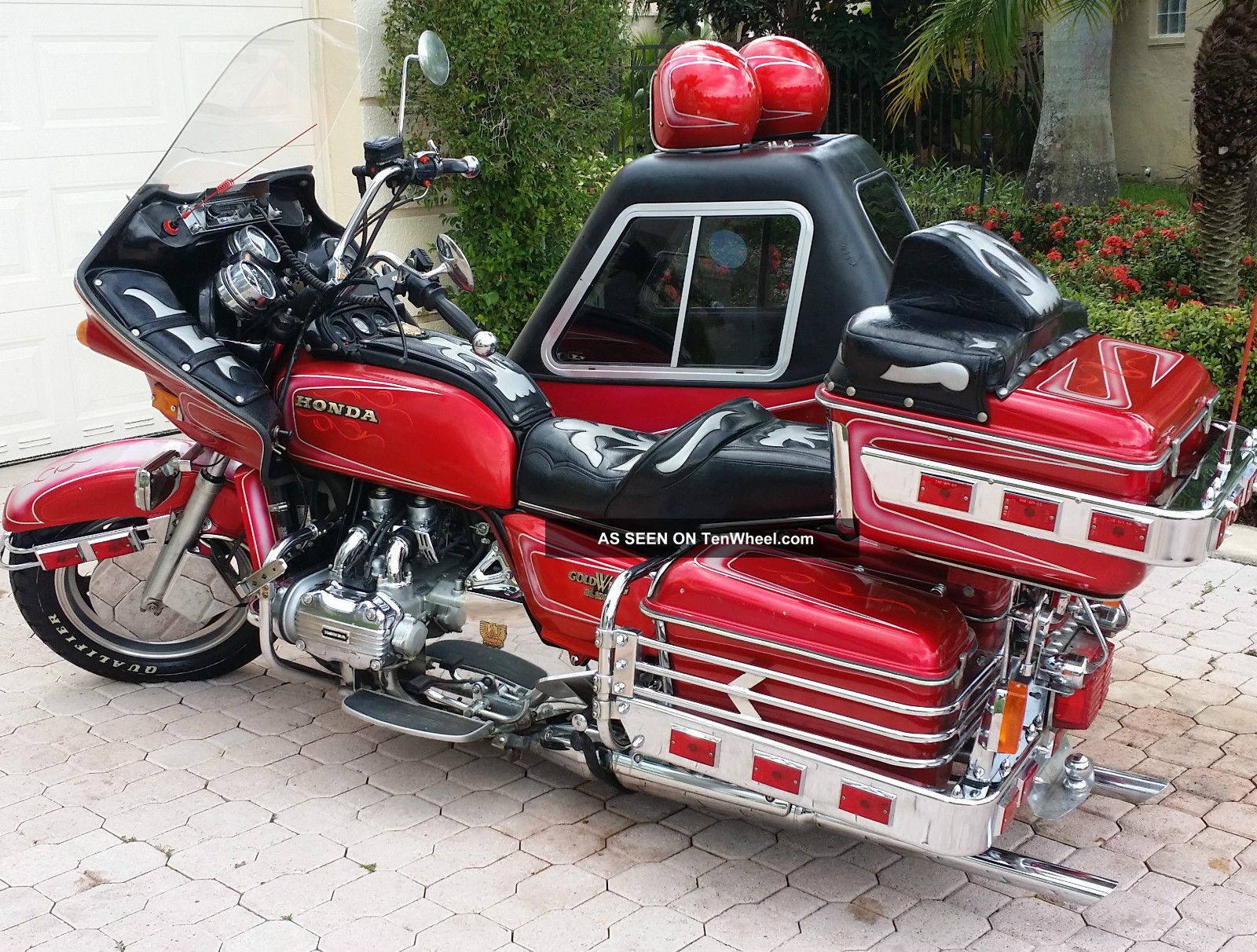 Honda Gold Wing с прицепом