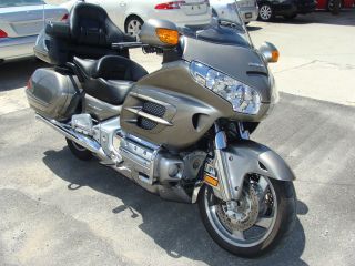 2008 Honda Goldwing With,  Airbag,  And Abs Vin 1hfsc47m68a704506 photo