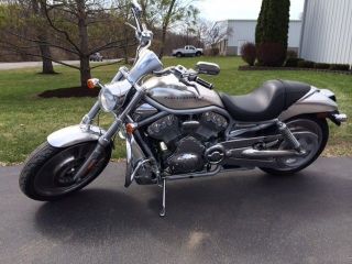 2002 Harley V - Rod Chrome On Silver Limited Edition photo