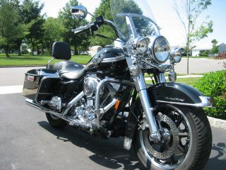 2003 Harley Davidson Anniversary Road King photo