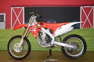 Make Offer 2012 Honda Crf 250r,  Four Stroke,  Has Title,  Fuel Injected,  Pro Taper photo